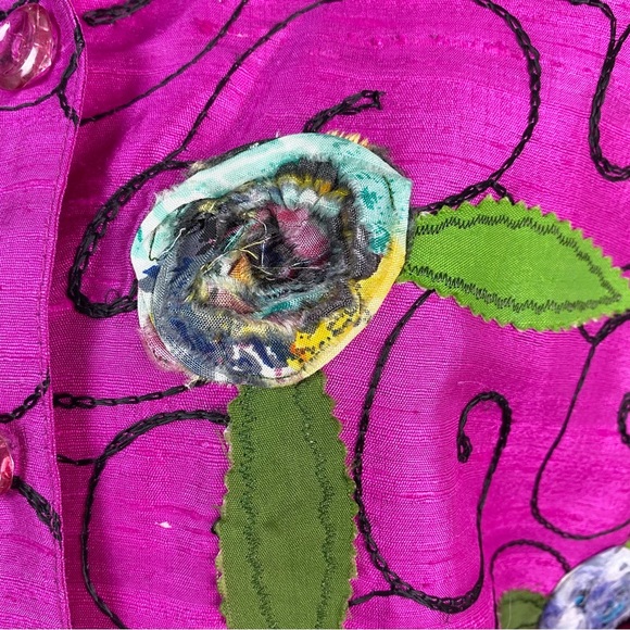 Vintage Fuchsia Pink Silk Blazer Jacket Flower Accents and Embroidery Med - Picture 2 of 8